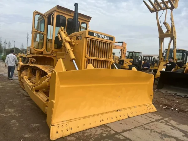 D7G Caterpillar Crawler Heavy Duty Bulldozer